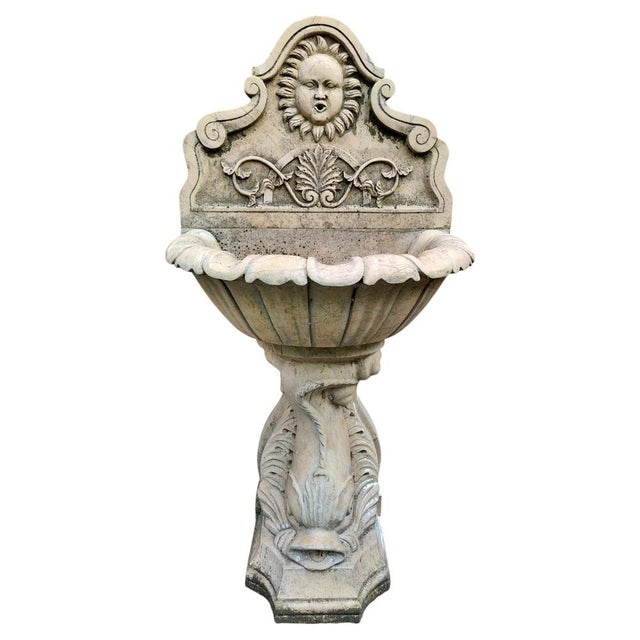Nembro Marble Fountain, Venice, 20th Century For Sale - Image 10 of 10