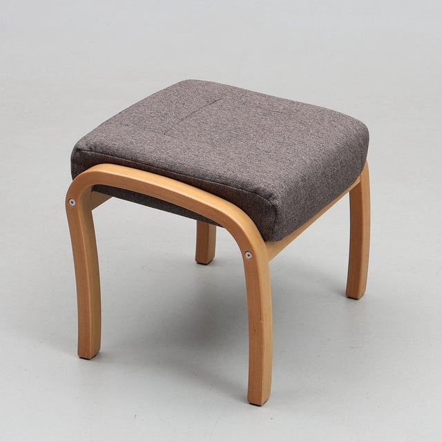 Set of Lounge Chair with Ottoman by Hjort Knudsen, 1980s For Sale - Image 6 of 7