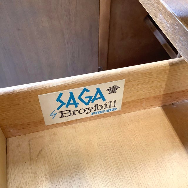 Brown MCM "Saga" Sideboard With Display Cabinet by Broyhill For Sale - Image 8 of 12