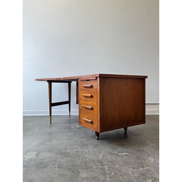 1960s 1960's Executive Desk by Founder's Furniture For Sale - Image 5 of 18