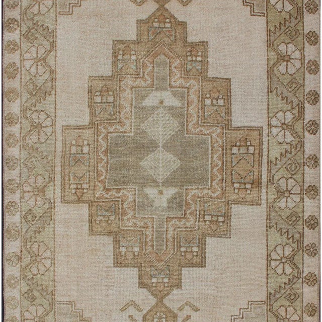 Vintage Turkish Oushak Rug in Sage Green, Taupe, Light Brown, and Light Green For Sale - Image 4 of 13