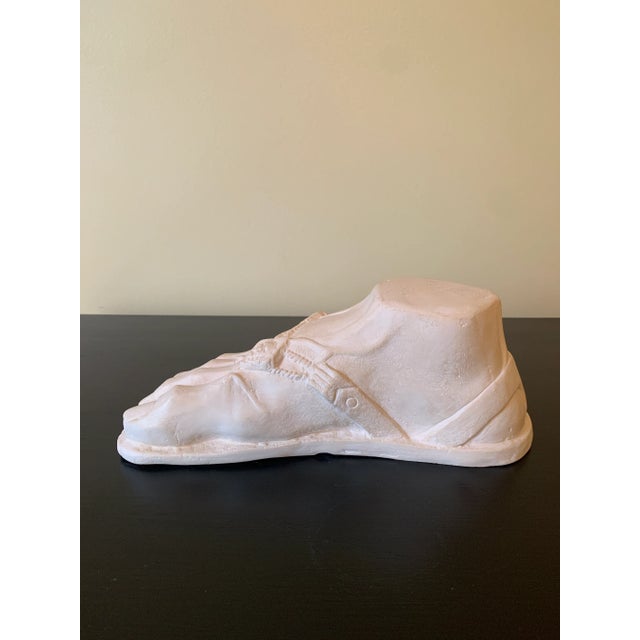 White Grand Tour Plaster Foot Sculpture in the Neoclassical Taste For Sale - Image 8 of 13