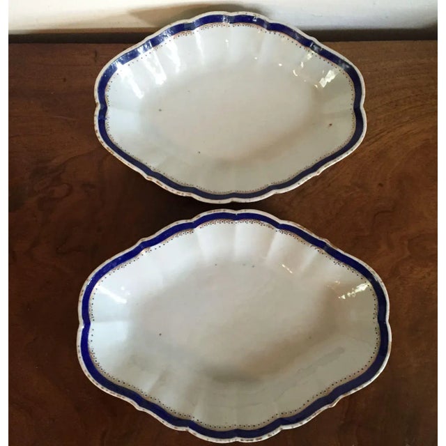 18th Century Chinese Export Porcelain Blue & White Lozenge Shape Dishes - A Pair For Sale - Image 4 of 11
