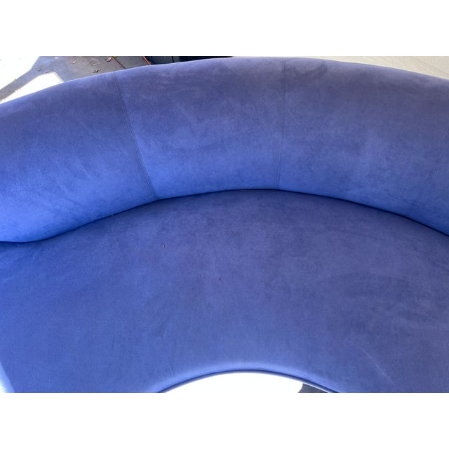 1990s Vladimir Kagan for Directional Serpentine Cloud Couch in Lavender For Sale - Image 9 of 11