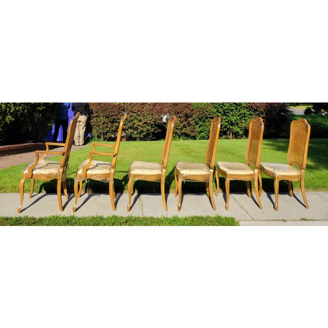 1960s Thomasville French Provincial Walnut Dining Table and 6 Chairs - Set of 7 For Sale - Image 11 of 15