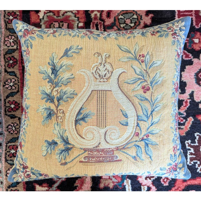 Vintage French Neoclassical Aubusson Jacquard Tapestry Pillows- A Pair For Sale In Charlotte - Image 6 of 16