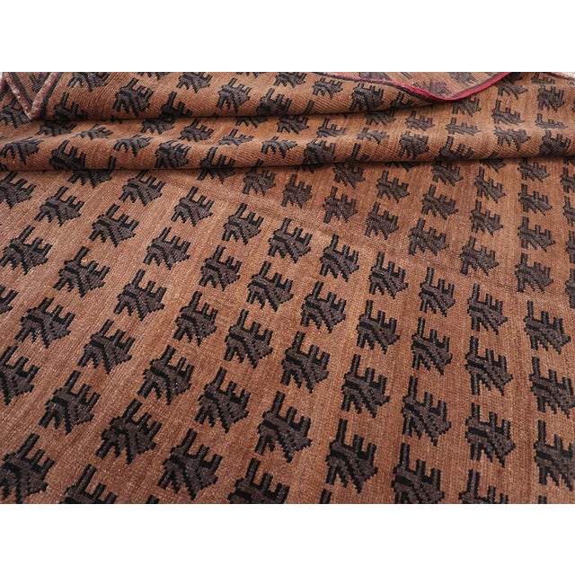 Cinnamon Galerie Shabab Collection Mid-20th Century Turkish Anatolian Room Size Carpet For Sale - Image 8 of 8