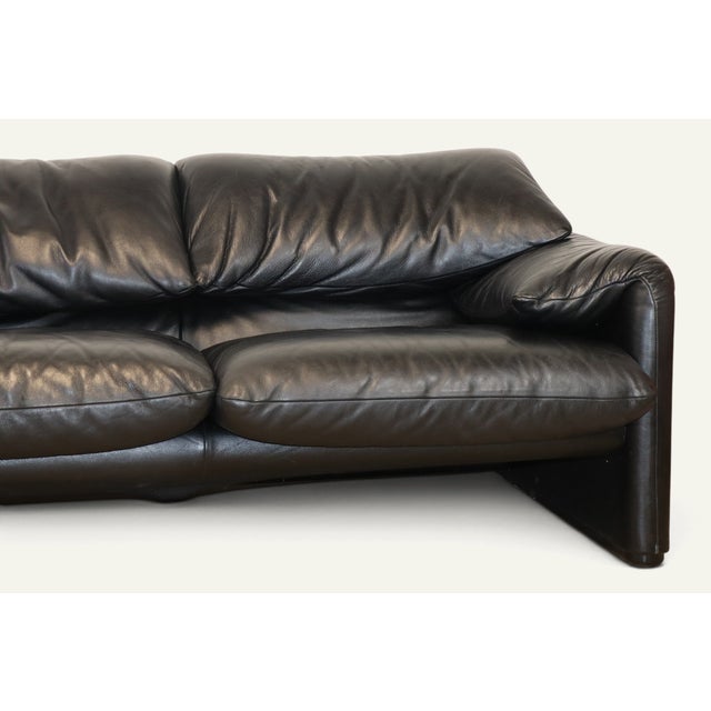 Animal Skin Maralunga 3-Seater Sofa in Black Leather by Vico Magistretti for Cassina, 1970s For Sale - Image 7 of 18