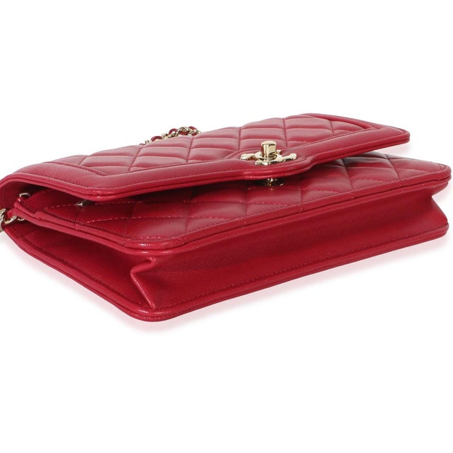 Red Quilted Lambskin Hold The Line CC Wallet On Chain For Sale In New York - Image 6 of 9