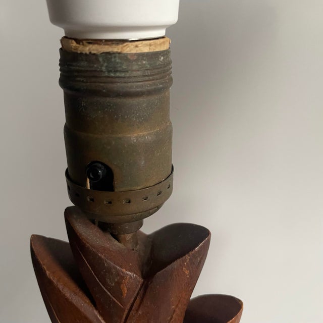 Vintage 30’s Deco Hawaiian Hand Carved Wood Pineapple Leaves Table Lamps Tropical - a Pair For Sale In New York - Image 6 of 9