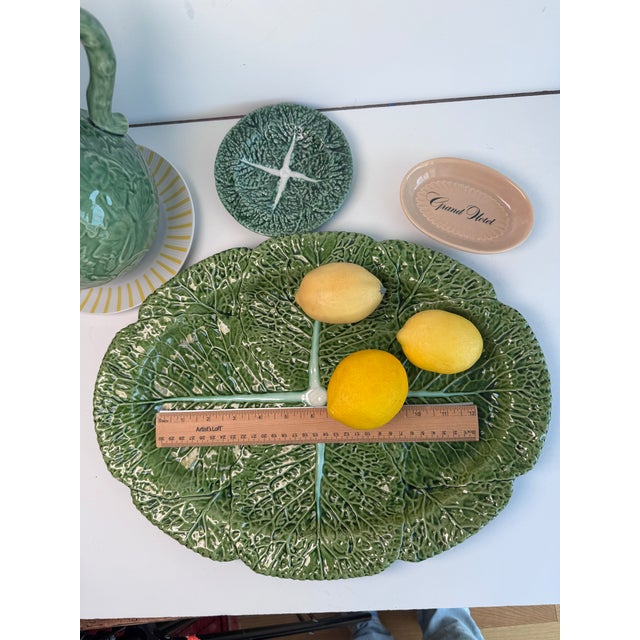 Sculpture Materials Vintage Bordallo Pinheiro Cabbage Leaf Platter For Sale - Image 7 of 7