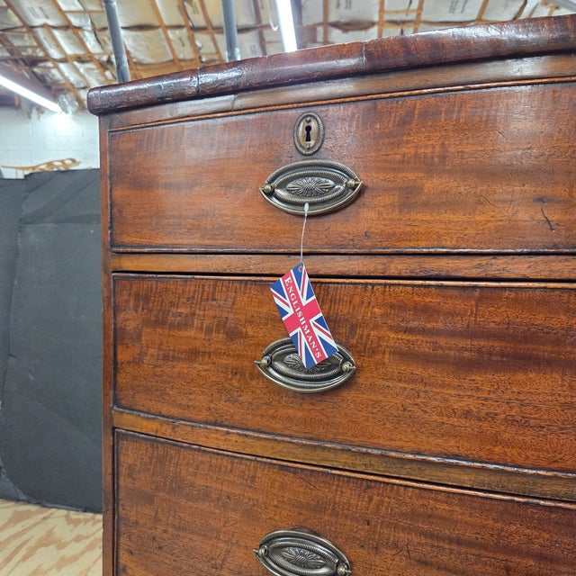 Wood Mid 19th Century Mahogany Regency 2 Over 3 Regency Bowfront Chest on Splay Bracket Feet For Sale - Image 7 of 18