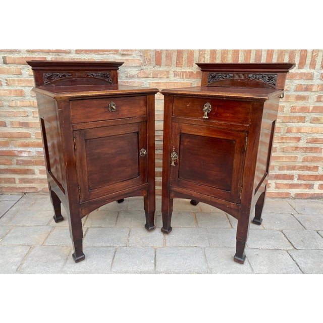 Art Nouveau Walnut Nightstands, 1900s, Set of 2 For Sale - Image 17 of 18