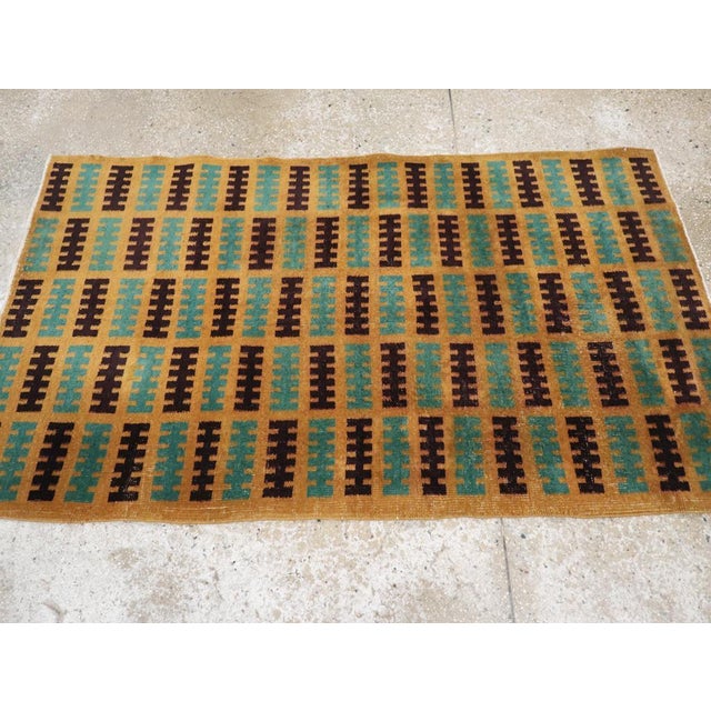 Galerie Shabab Collection Mid-20th Century Turkish Anatolian Deco Throw Rug For Sale - Image 4 of 8