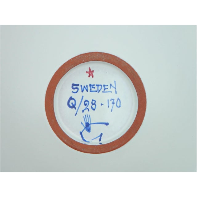 Hand-Painted Free-Form Faience Bowl by Stig Lindberg for Gustavsberg Sweden, 1960s For Sale - Image 6 of 11