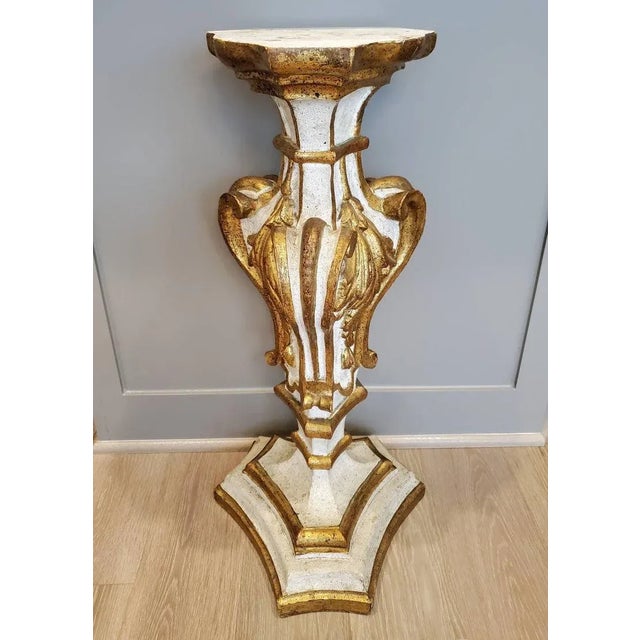 Baroque Vintage Italian Baroque Carved Giltwood Pedestal For Sale - Image 3 of 11