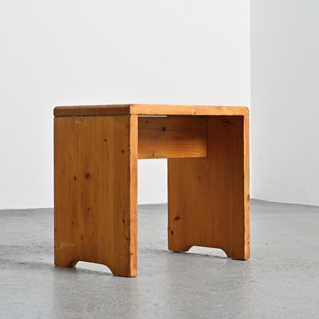 Wood Pine Stools from Les Arcs, France, 1975, Set of 2 For Sale - Image 7 of 10