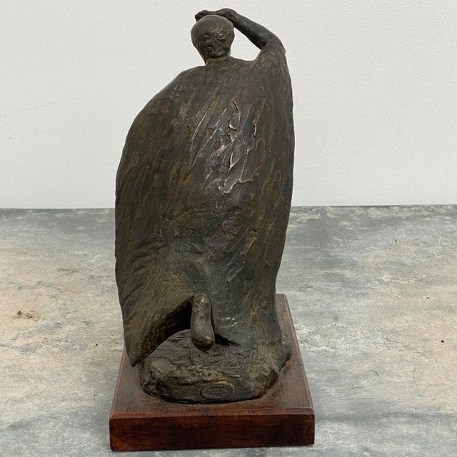 1990s Vintage Italian Bronze Statue of a Man For Sale - Image 5 of 8