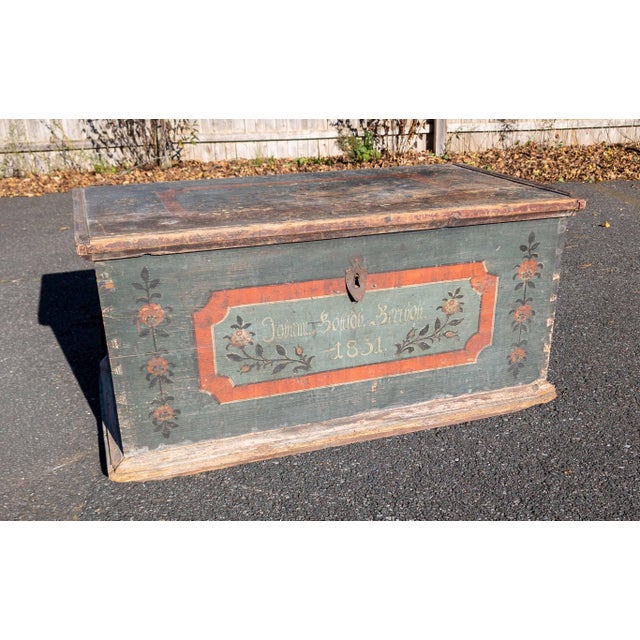 19th Century German Paint Decorated Blanket Chest or Coffee Table Dated 1831 For Sale - Image 4 of 18