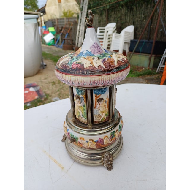 Cream Musical Carousel in Earthenware and Silver-Plated Metal Reuge, 1960 For Sale - Image 8 of 18