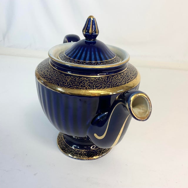 Blue 1950s Vintage Art Deco Hollywood Regency Cobalt Tea Pot, Hall China Company. For Sale - Image 8 of 12