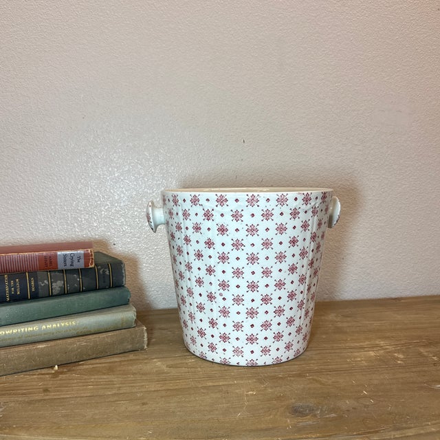 10” x 12” Red flower repeat design. In great condition.