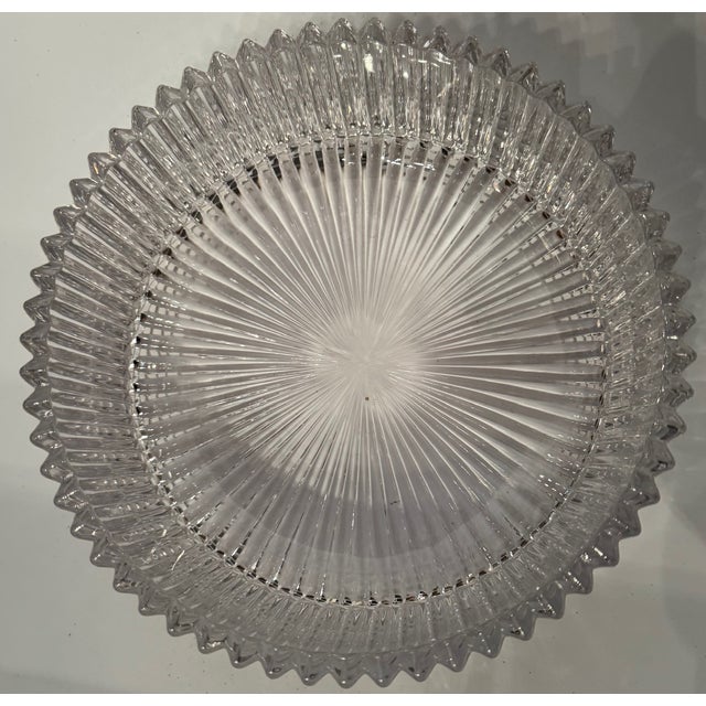 Large Ribbed Glass Serving Bowl With Sunburst Base – Mid Century Modern Style For Sale - Image 4 of 6