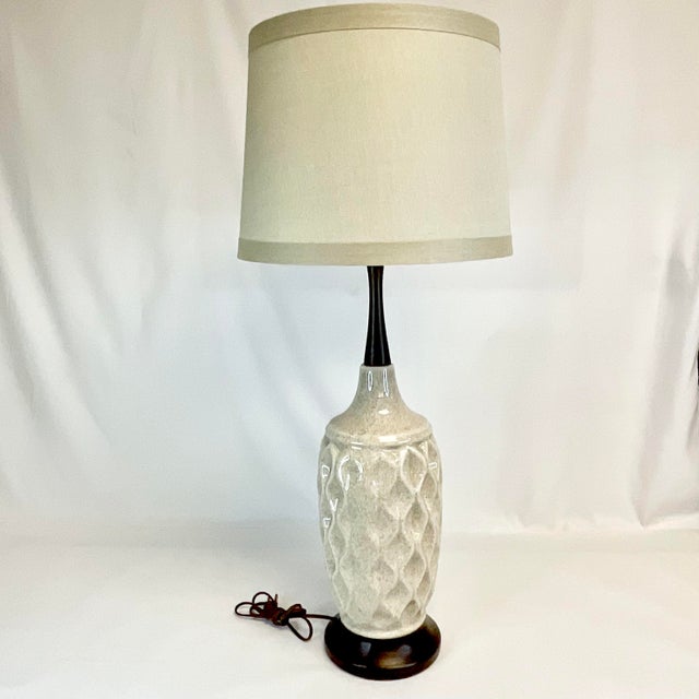 1960s Mid-Century Modern Boho Chic Geometric Ceramic Table Lamp, New Shade. For Sale - Image 10 of 12