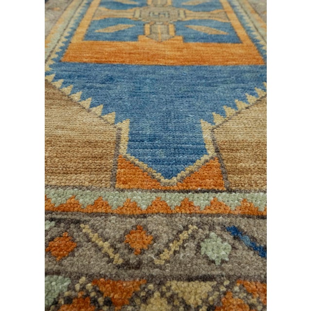 Early 21st Century Turkish Mini Rug Oriental Hand Knotted Vintage Rug 1'6" x 3'3" #16239 For Sale - Image 5 of 8