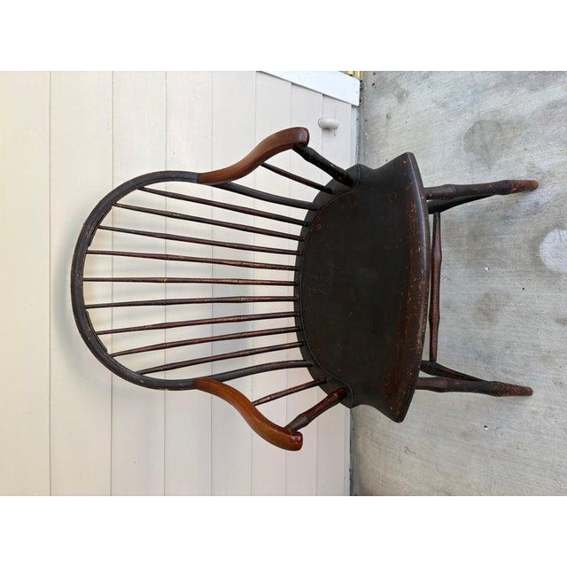 Early 19th Century Collection of Three Painted 19Thc Philadelphia Windsor Chairs -3 For Sale - Image 5 of 11