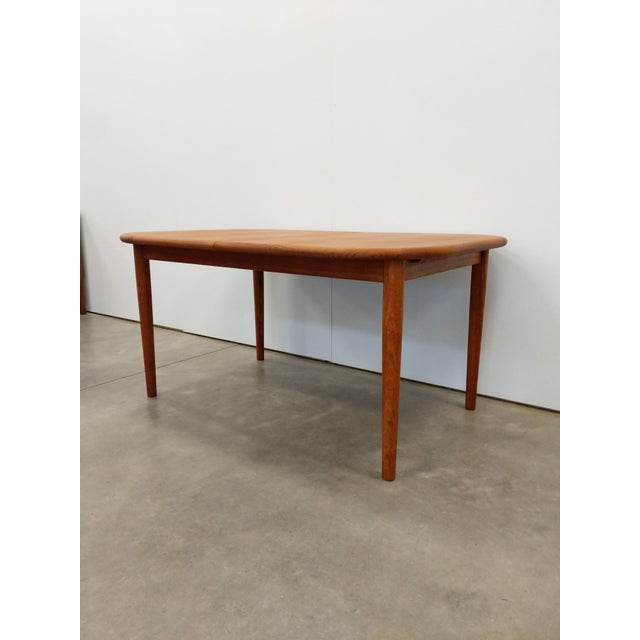 1960s Vintage Mid Century Modern Teak Extendable Dining Table For Sale - Image 5 of 11