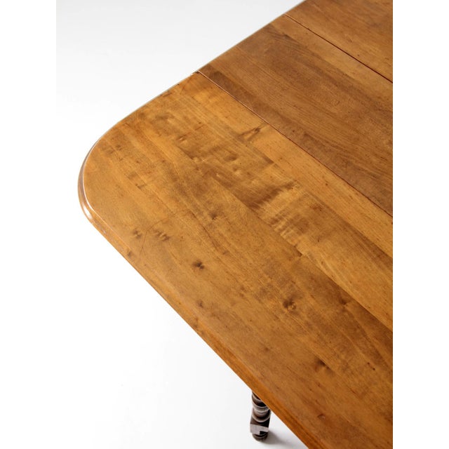Early American Gate Leg Drop Leaf Table For Sale - Image 12 of 15