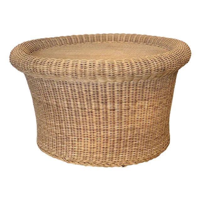 Round Coffee Table in Wicker, 1970s For Sale