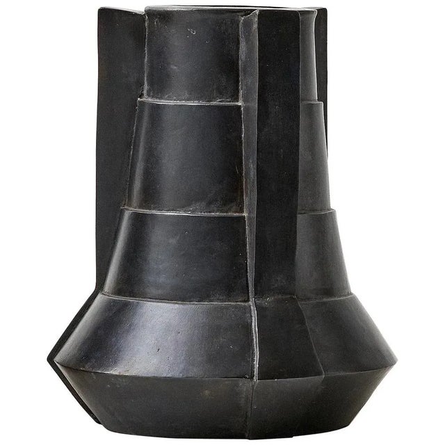 Metal Bronze Vase by Lupo Horiōkami For Sale - Image 7 of 7