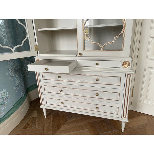 Vintage Painted Oak Vitrine Cabinet with Giltwood Details by Jean-Rémy Couradette, 1998 For Sale - Image 3 of 10