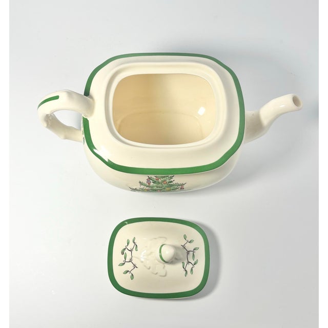Spode “Christmas Tree” Ceramic Teapot & Lid For Sale In Dallas - Image 6 of 7