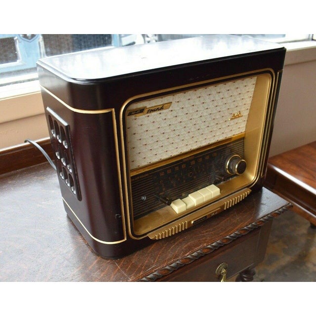 1990s Grundig Classic Table Tube Radio 960 in Art Deco Style Case