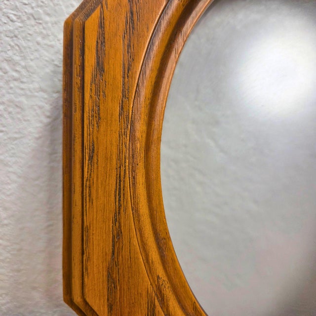 Vintage Wooden Oval Picture Frame With Octagonal Shape | Frosted Glass| For Sale In Phoenix - Image 6 of 10