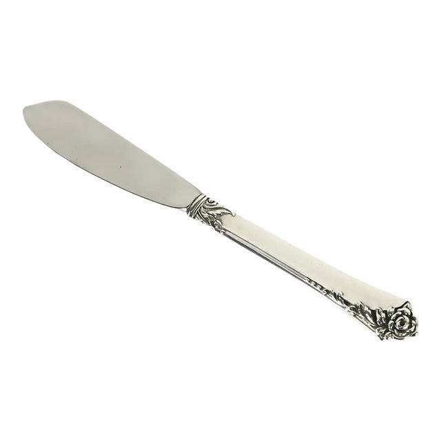Mid 20th Century Oneida Heirloom Damask Rose Sterling Silver Master Butter Knife, No Mono For Sale