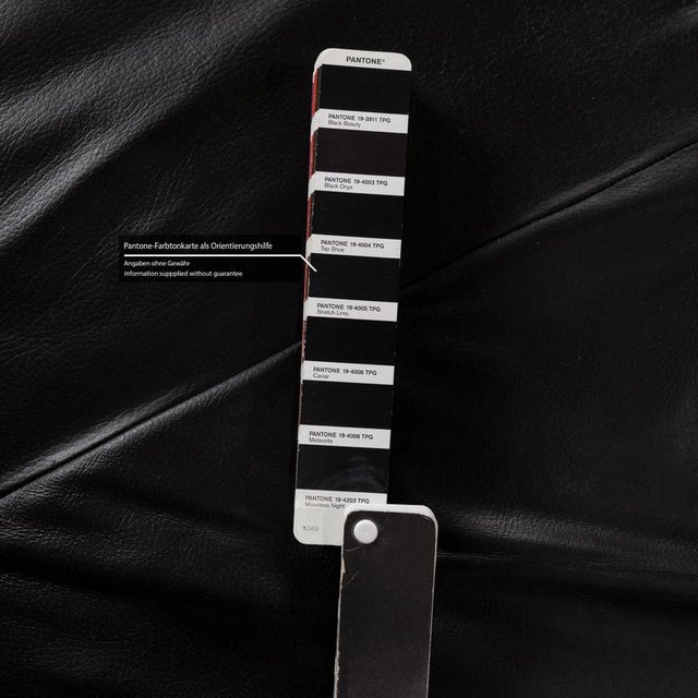 E200 Leather Corner Sofa from Stressless For Sale - Image 4 of 10