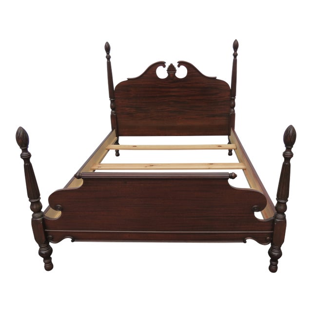 1940s Mahogany Full Size Poster Pineapple Finial Bed 6412 For Sale