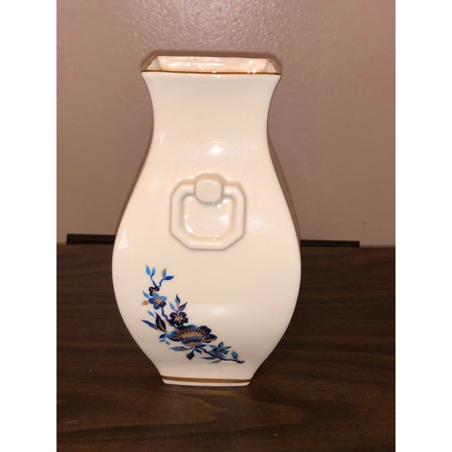 Chinoiserie Vintage Lenox "Pagoda" Blue & Gold Porcelain Vases & Bowl - Set of 3 For Sale - Image 3 of 18