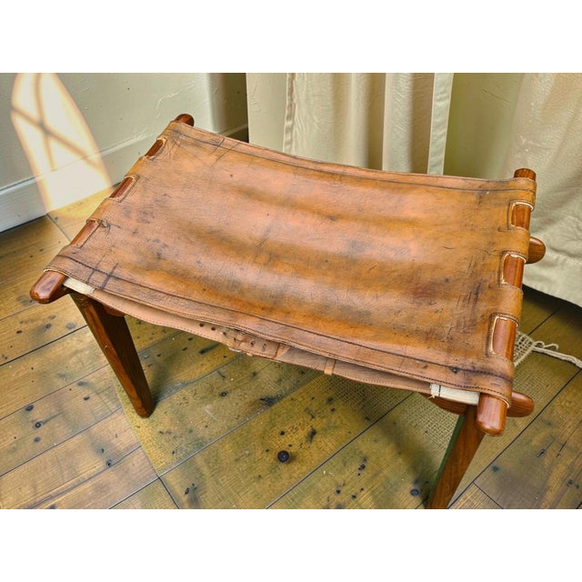 1960s Vintage Stool in Natural Leather and Wood by M. Hayat & Bros., 1960s For Sale - Image 5 of 11