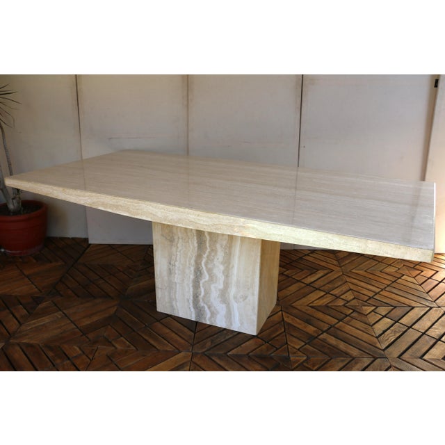 1980s Mid-Century Italian Postmodern Beige Travertine Dining Table by Stone International For Sale In Los Angeles - Image 6 of 18