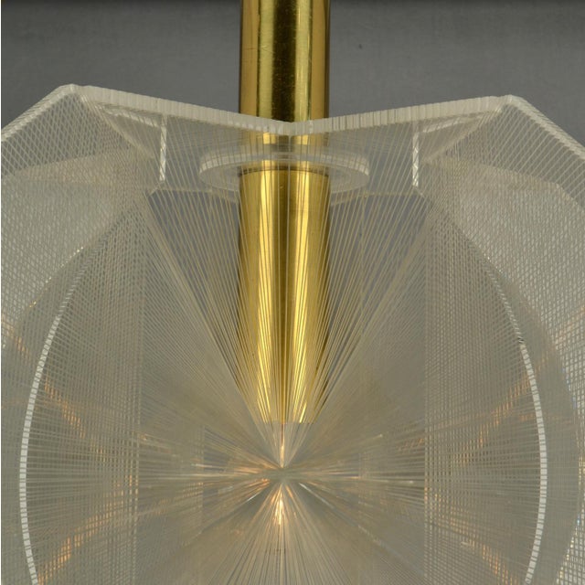 Mid-Century Modern Pendant Lamp in Clear Acrylic Glass, Wire and Brass, 1970s For Sale - Image 4 of 18