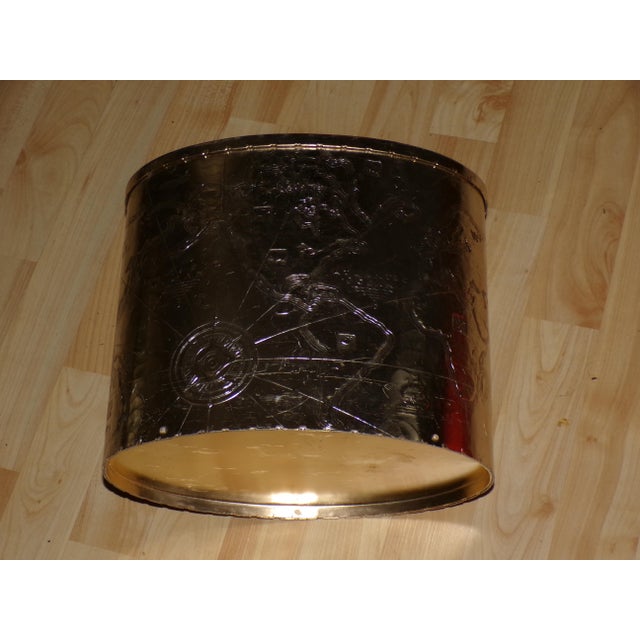 Silver Vintage Arthur Armour Hammered Aluminum Mariners World Map Trash Can Wastebasket For Sale - Image 8 of 13