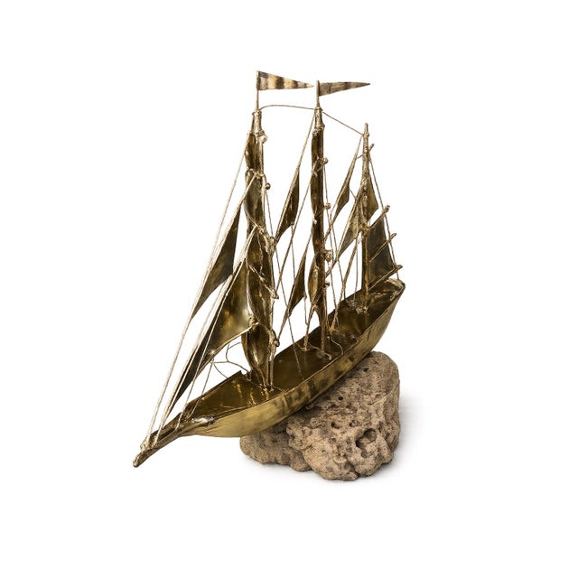 Mid-Century Modern Vintage Brass Sailing Ship Sculpture on Driftwood / Coral Base Nautical Decor For Sale - Image 3 of 3