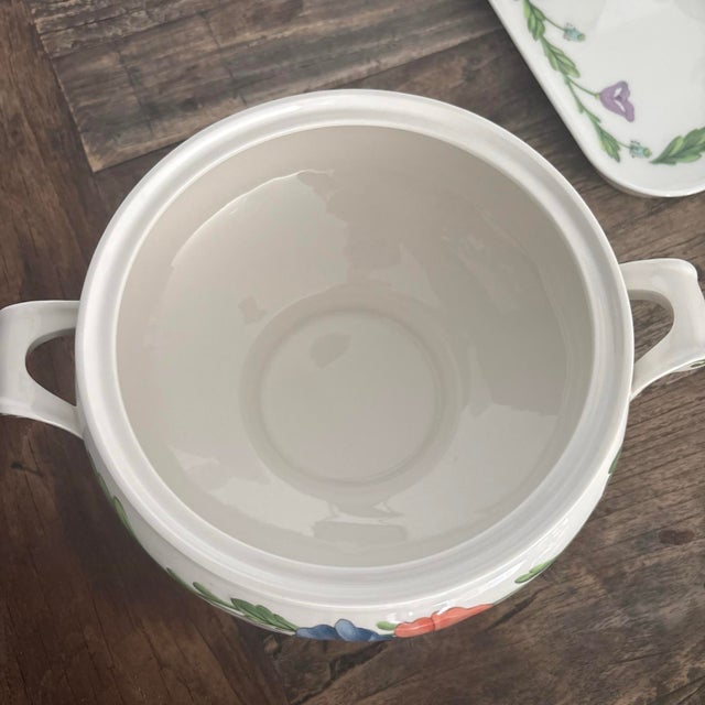 Alabaster Vintage Villeroy & Boch Amapola Porcelain Soup Tureen For Sale - Image 8 of 12