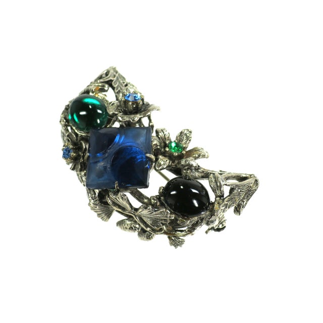 Vintage Sapphire Crystal Floral Brooch 1940s For Sale - Image 4 of 7
