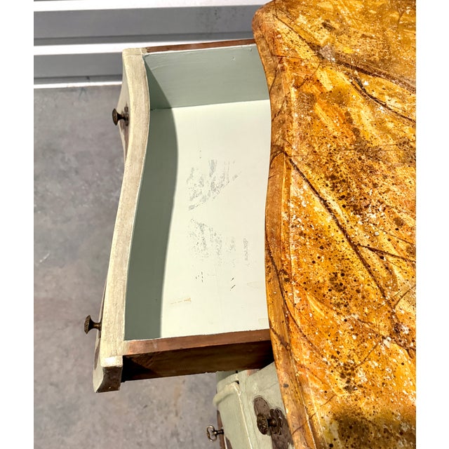 Early 20th Century Italian Rococo Revival Painted Commode For Sale In New York - Image 6 of 9